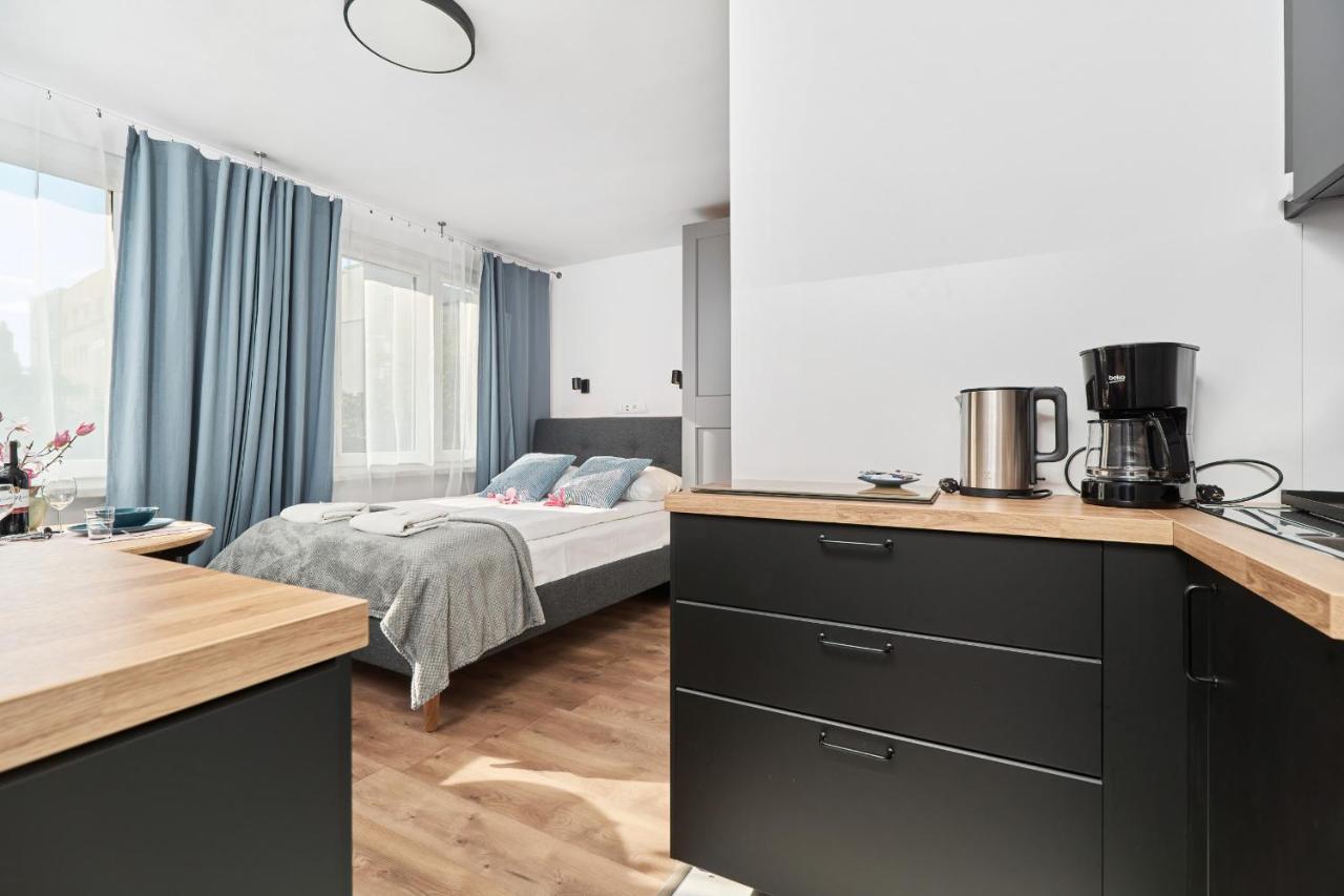 Apartment Center By Renters Breslau